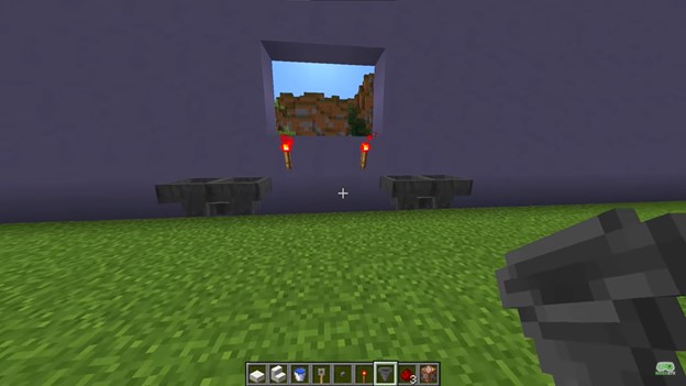 hoppers in minecraft placed side by side to build the sink