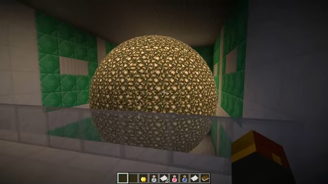 Minecraft: Glowstone Sphere